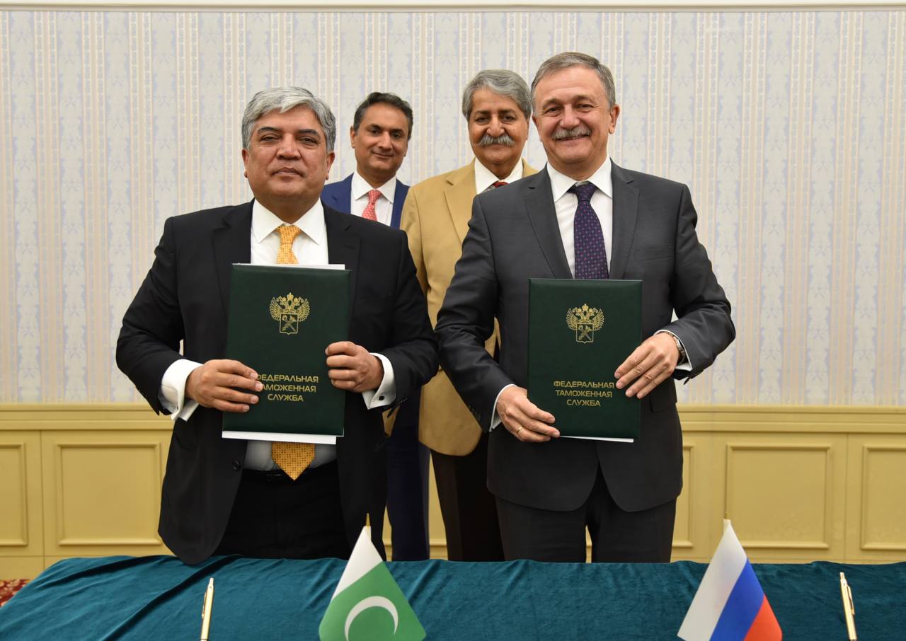 Россия и Пакистан подписали протокол о таможенном сотрудничестве